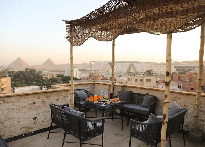 King Tout Hotel Pyramids View